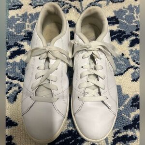 Classic White Leather Sneakers NIKE